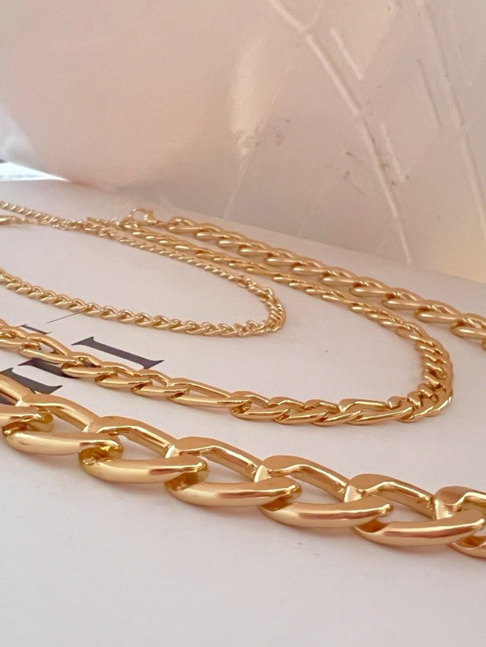 Gold Layered Chunky Chain Necklace Set Lightweight Curb Figaro Link Trendy Bold - Picture 7 of 9